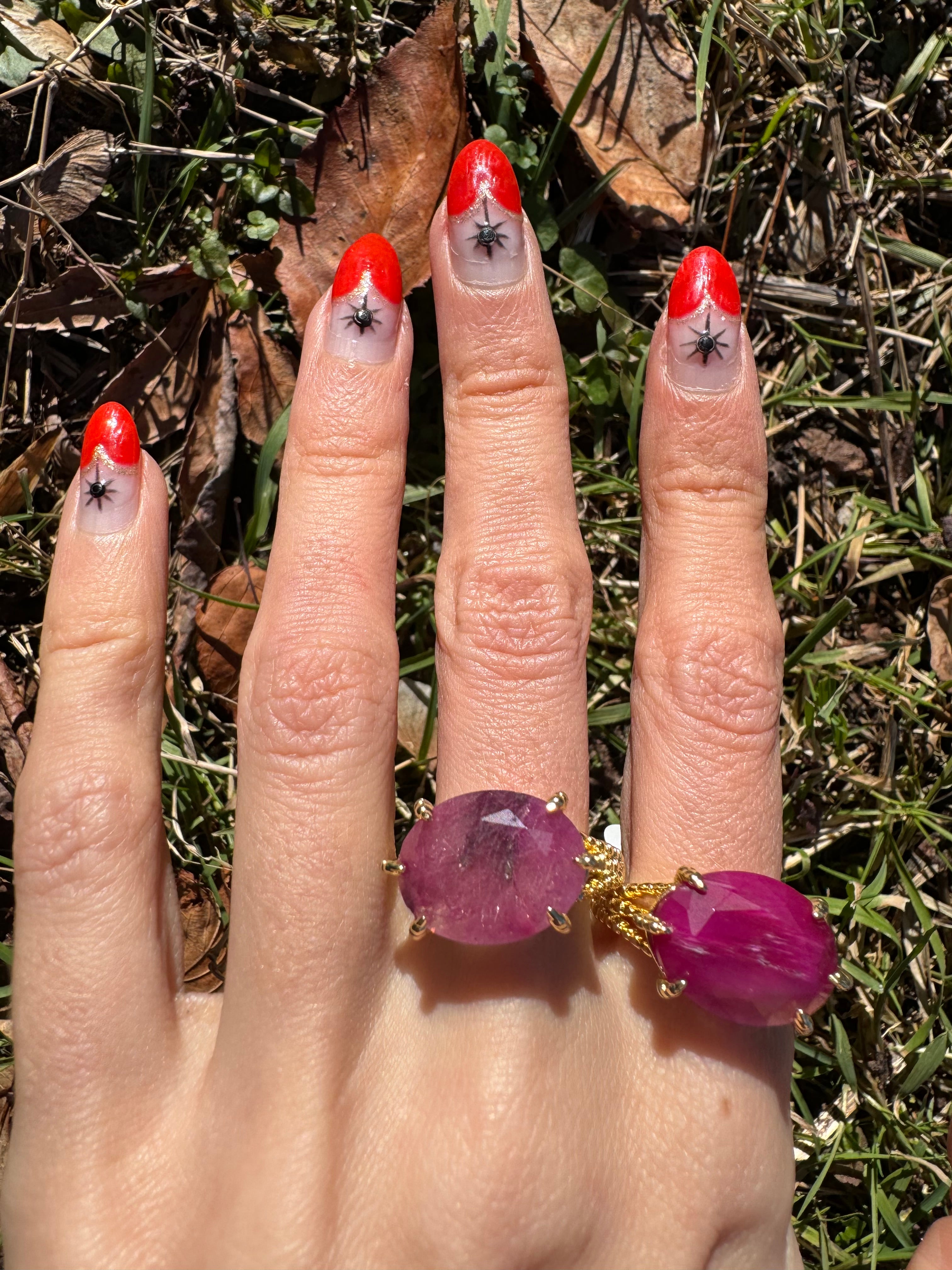 RAVEN'S HEART CLAW RING