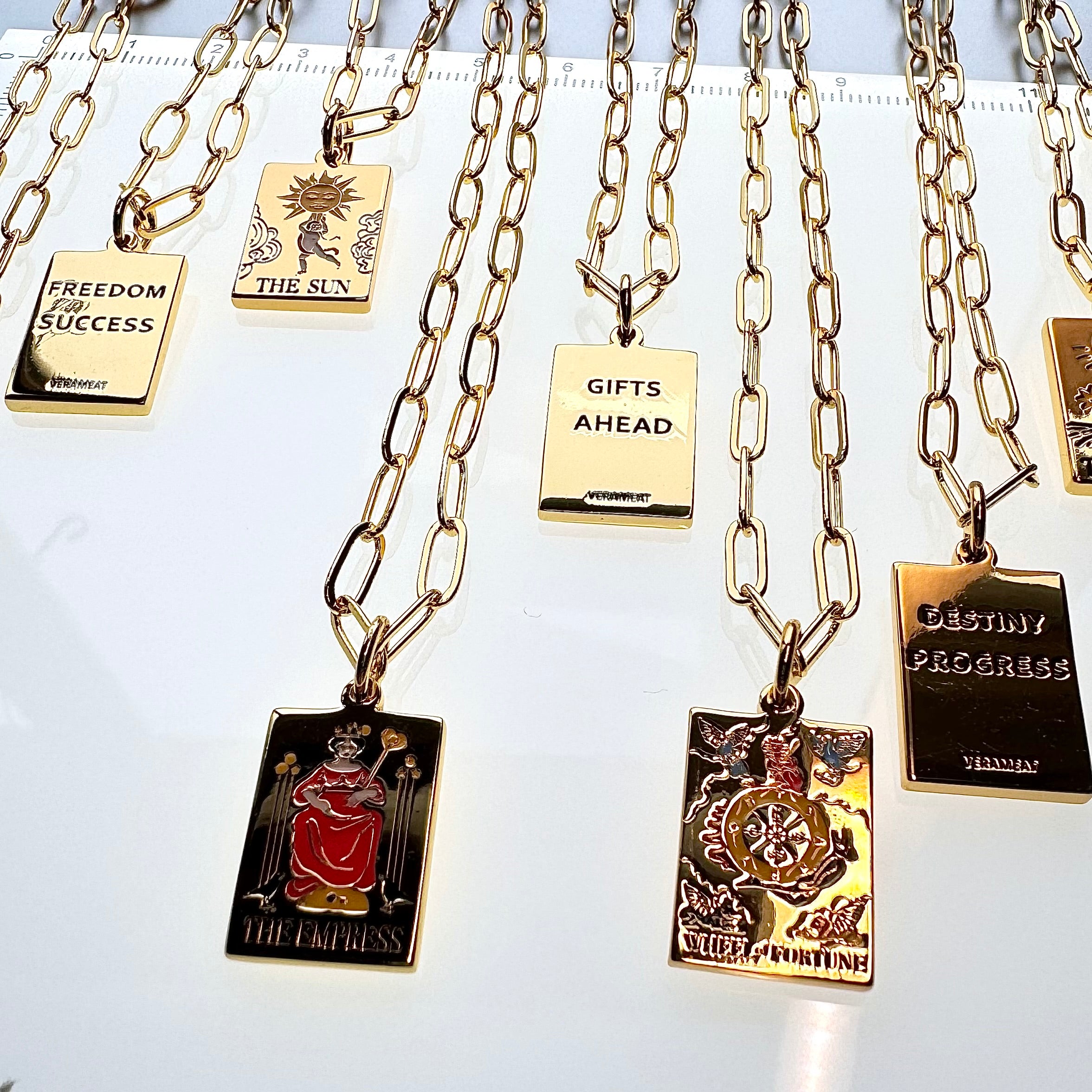 BABY COLOR LIFE TAROT NECKLACE