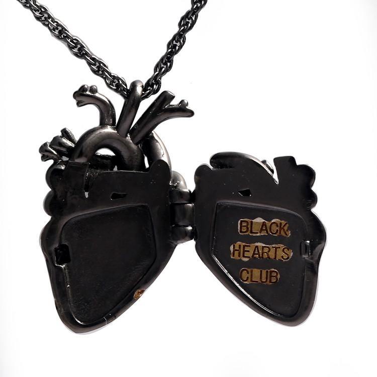 BLACK HEARTS CLUB LOCKET - VERAMEAT