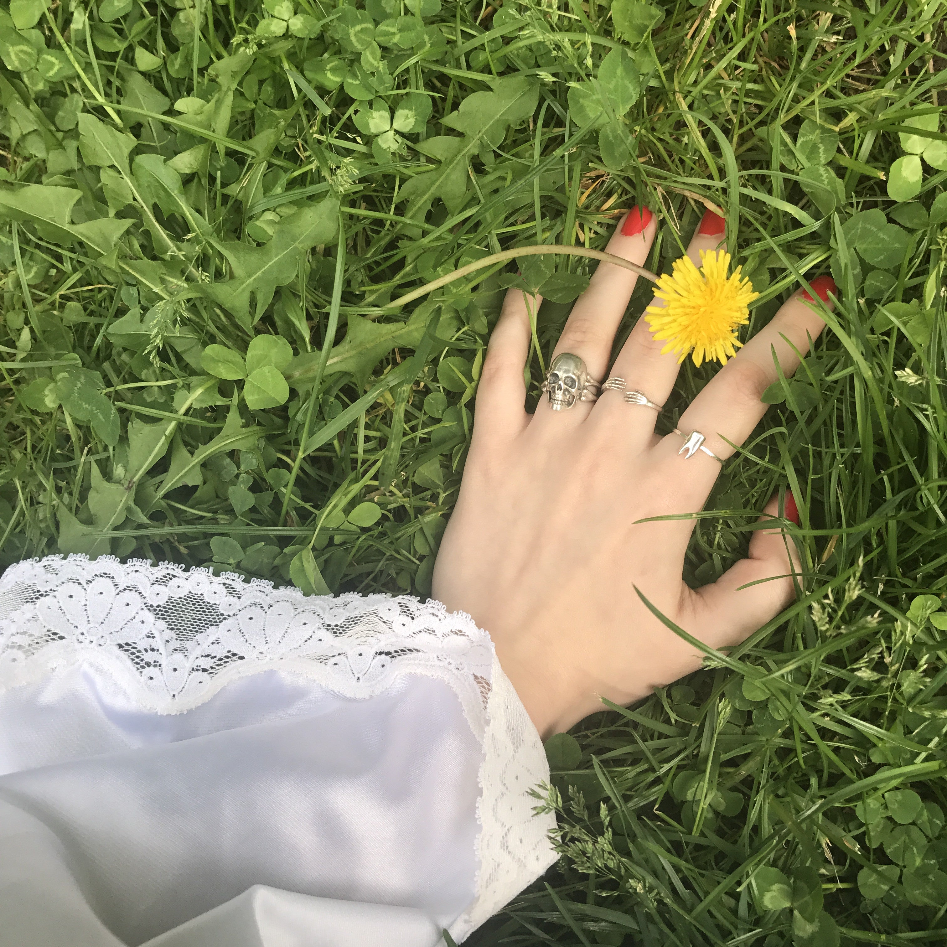 TINY BABY TOOTH RING