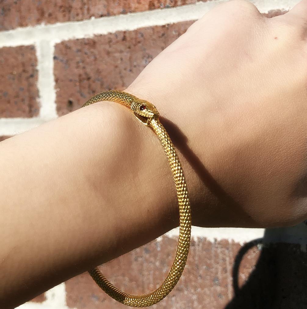 Snake Love Cuff - VERAMEAT