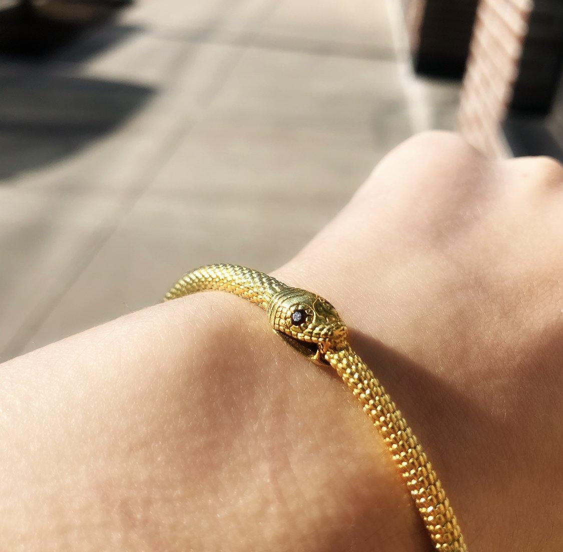 Snake Love Cuff - VERAMEAT