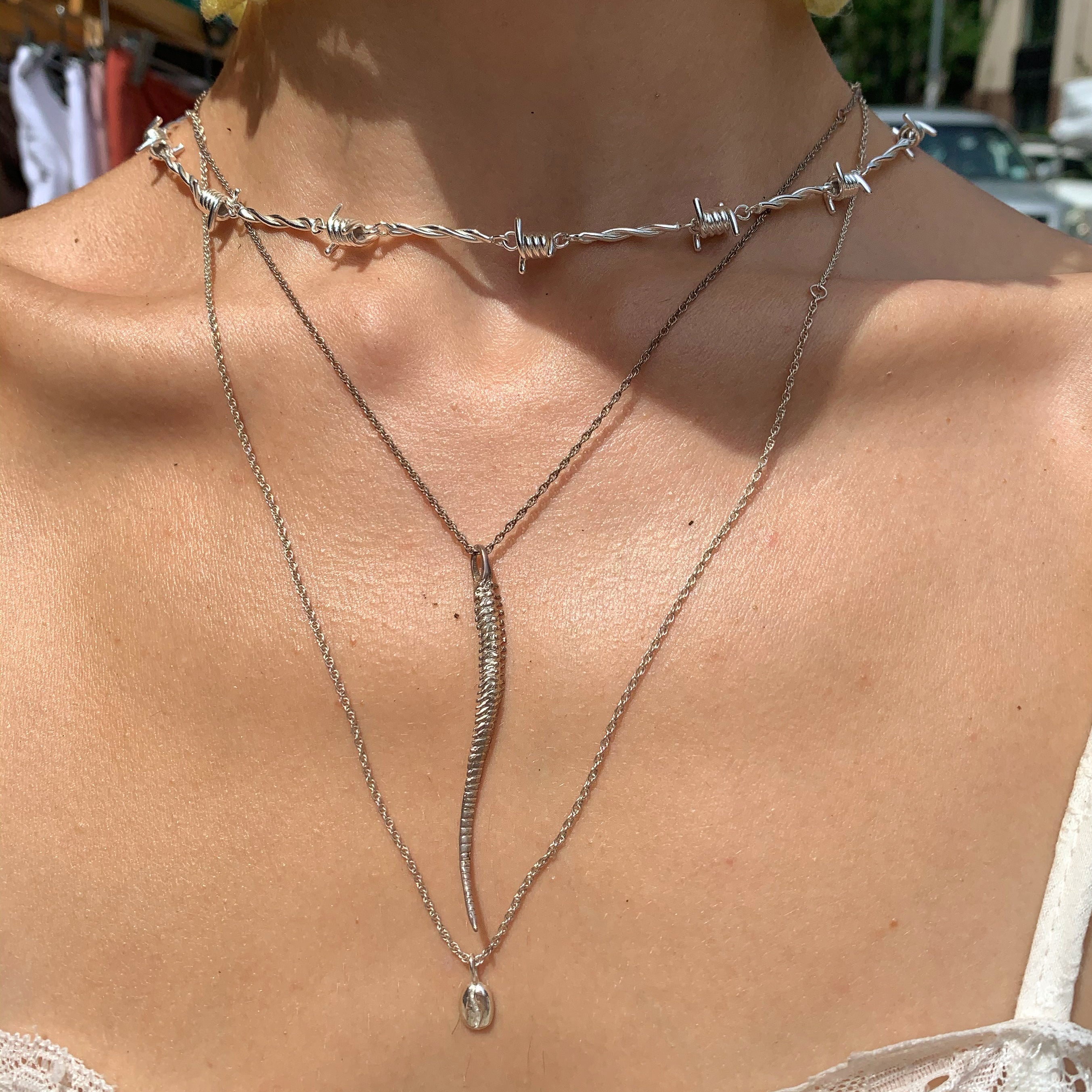 BARBED CHOKER