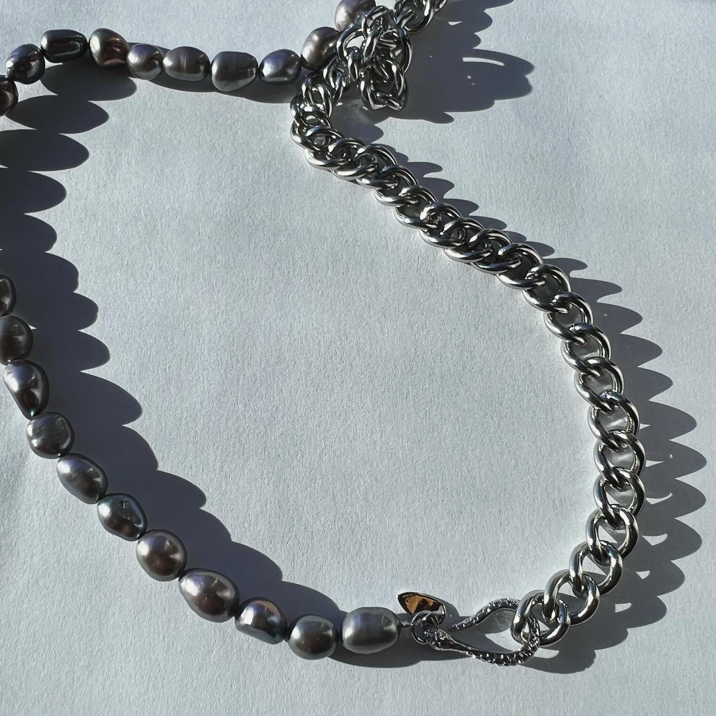 MR GREY CHAIN