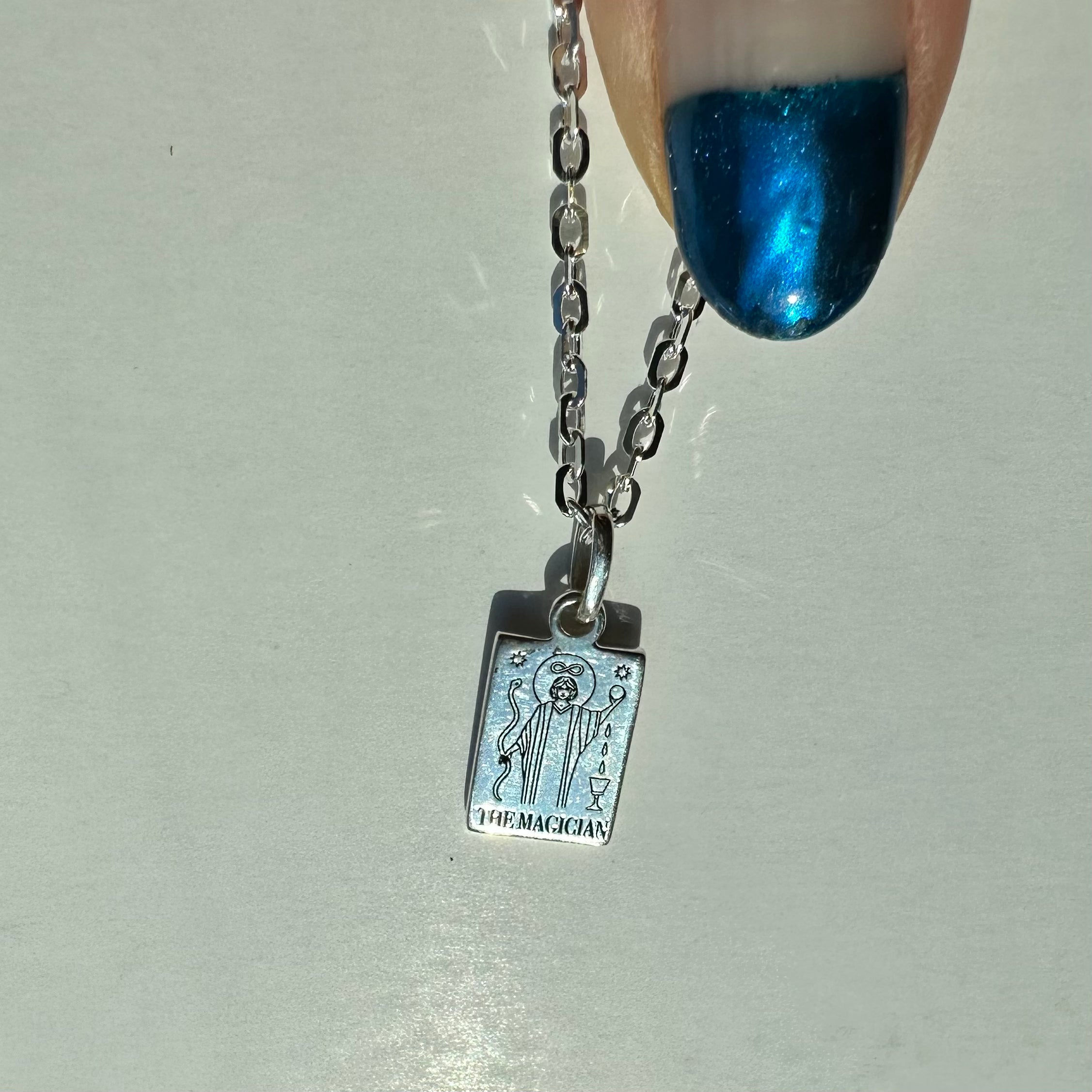 EVERYDAY TAROT NECKLACE