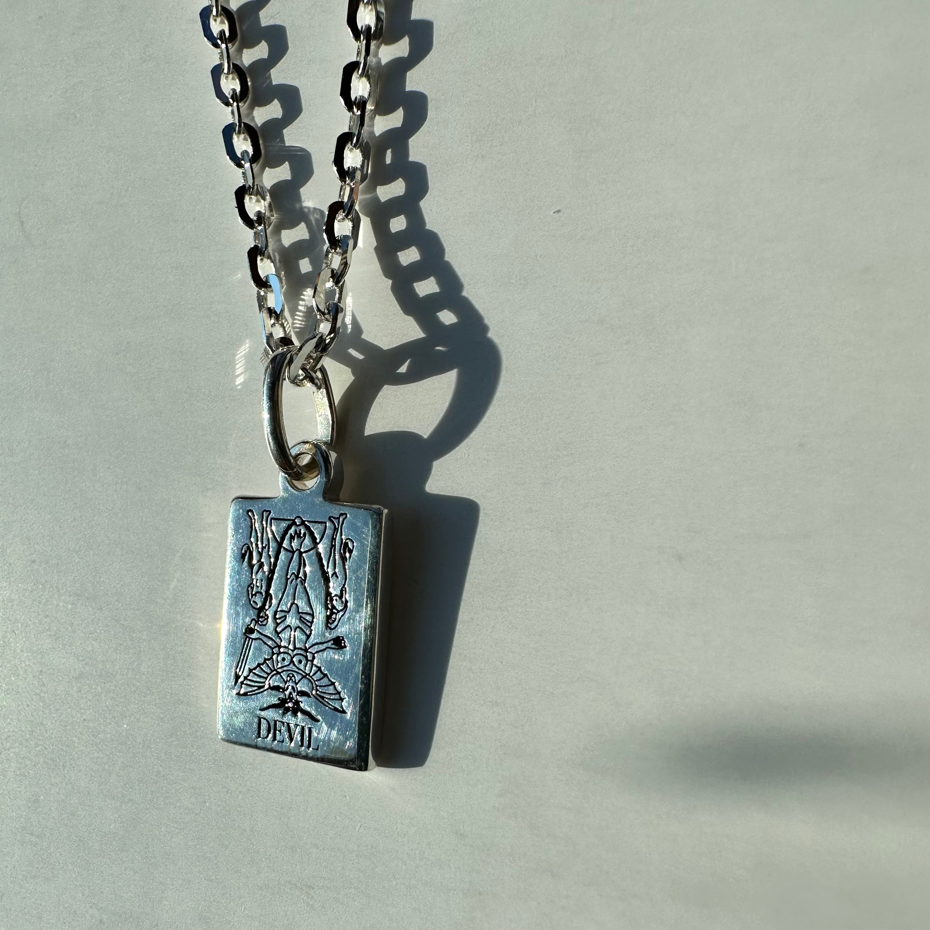 EVERYDAY TAROT NECKLACE