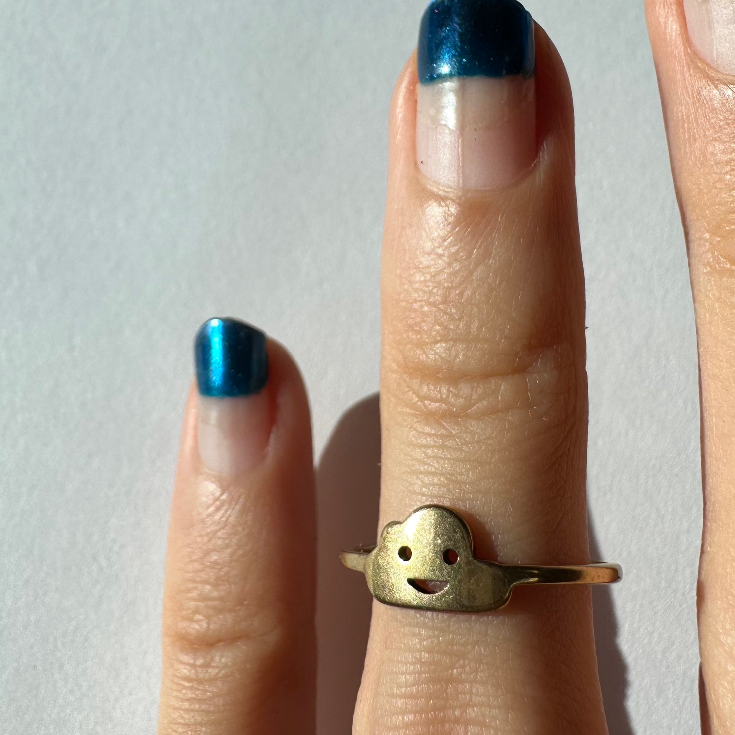 VMOJI CLOUD RING