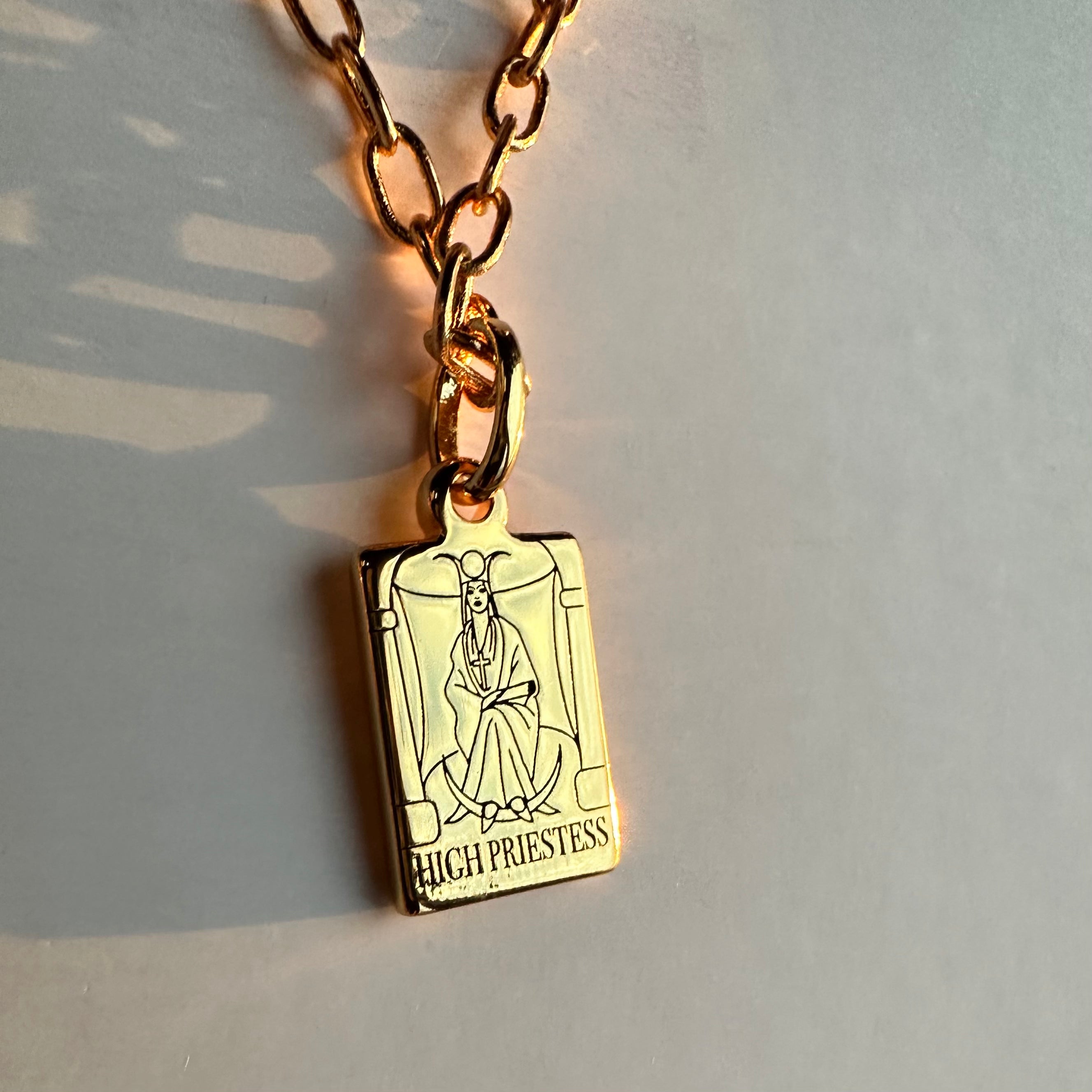 EVERYDAY TAROT NECKLACE