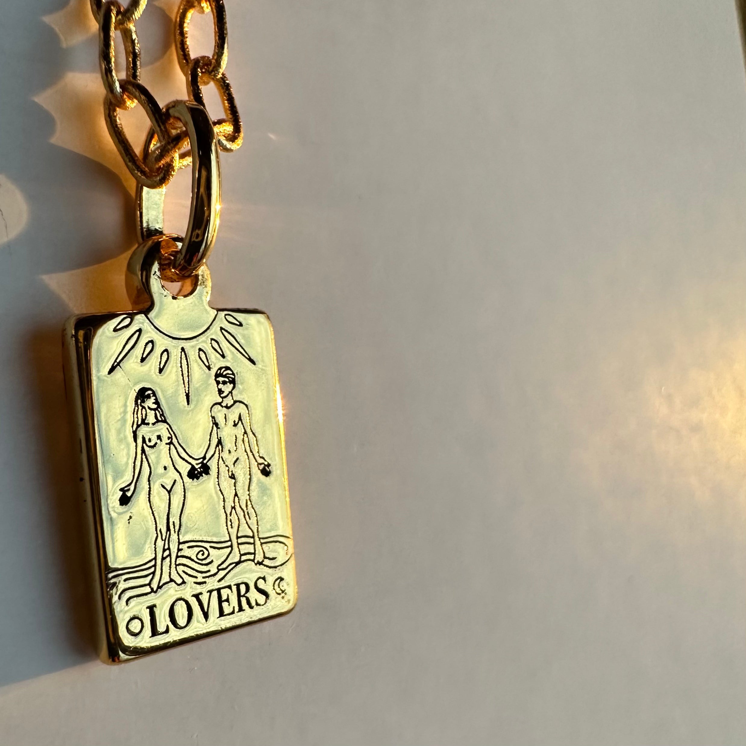 EVERYDAY TAROT NECKLACE