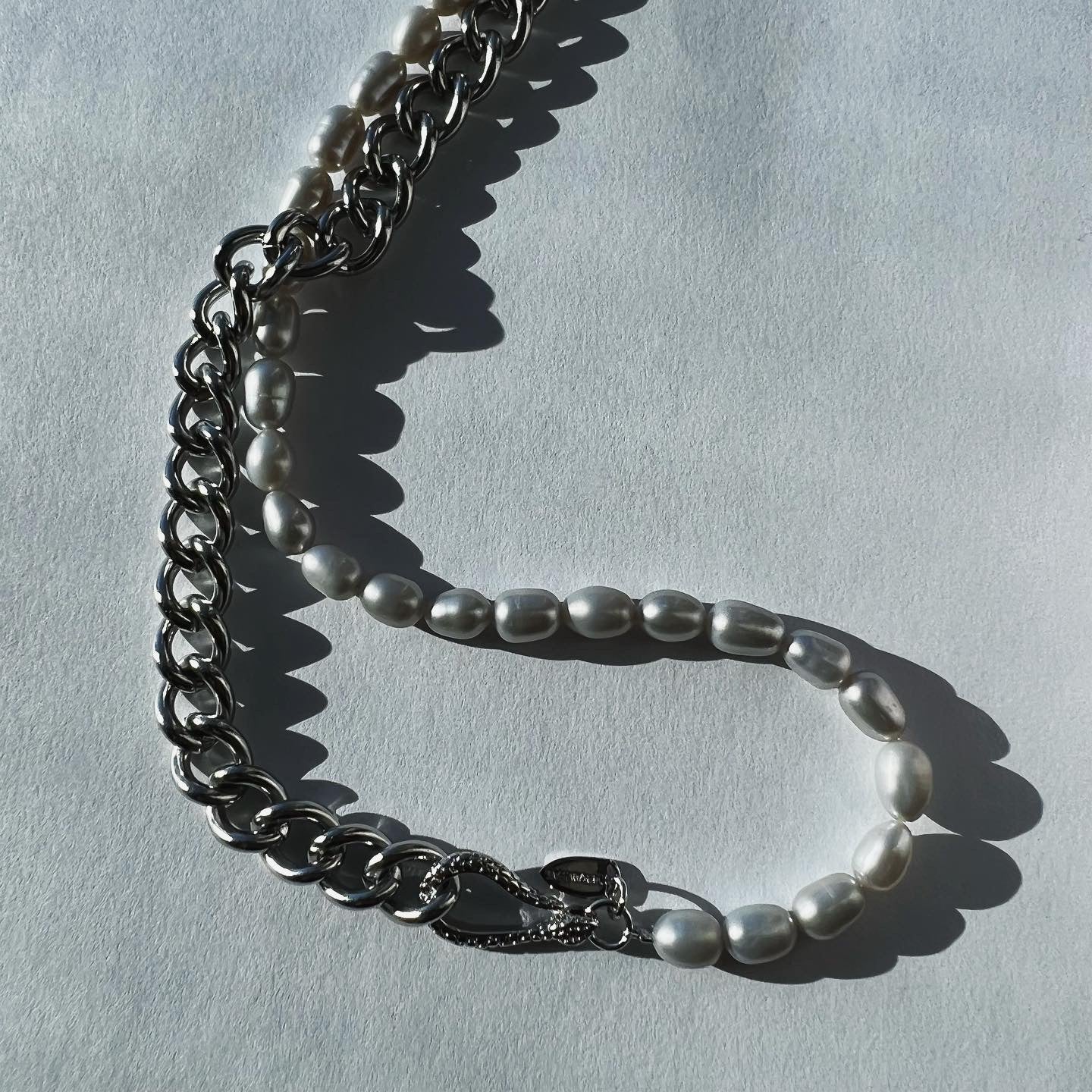 MR GREY CHAIN