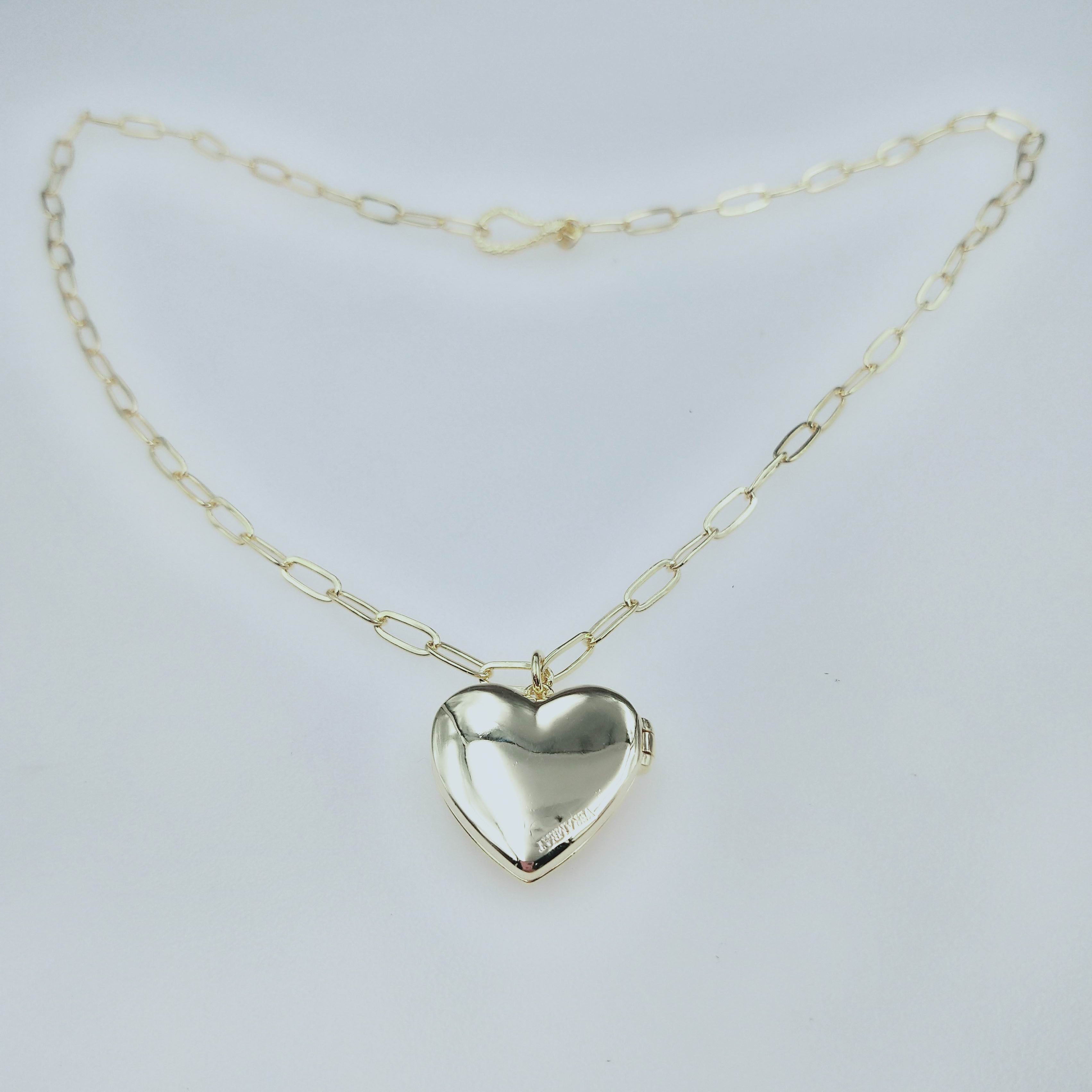 HEART LOCKET BARBED CHOKER