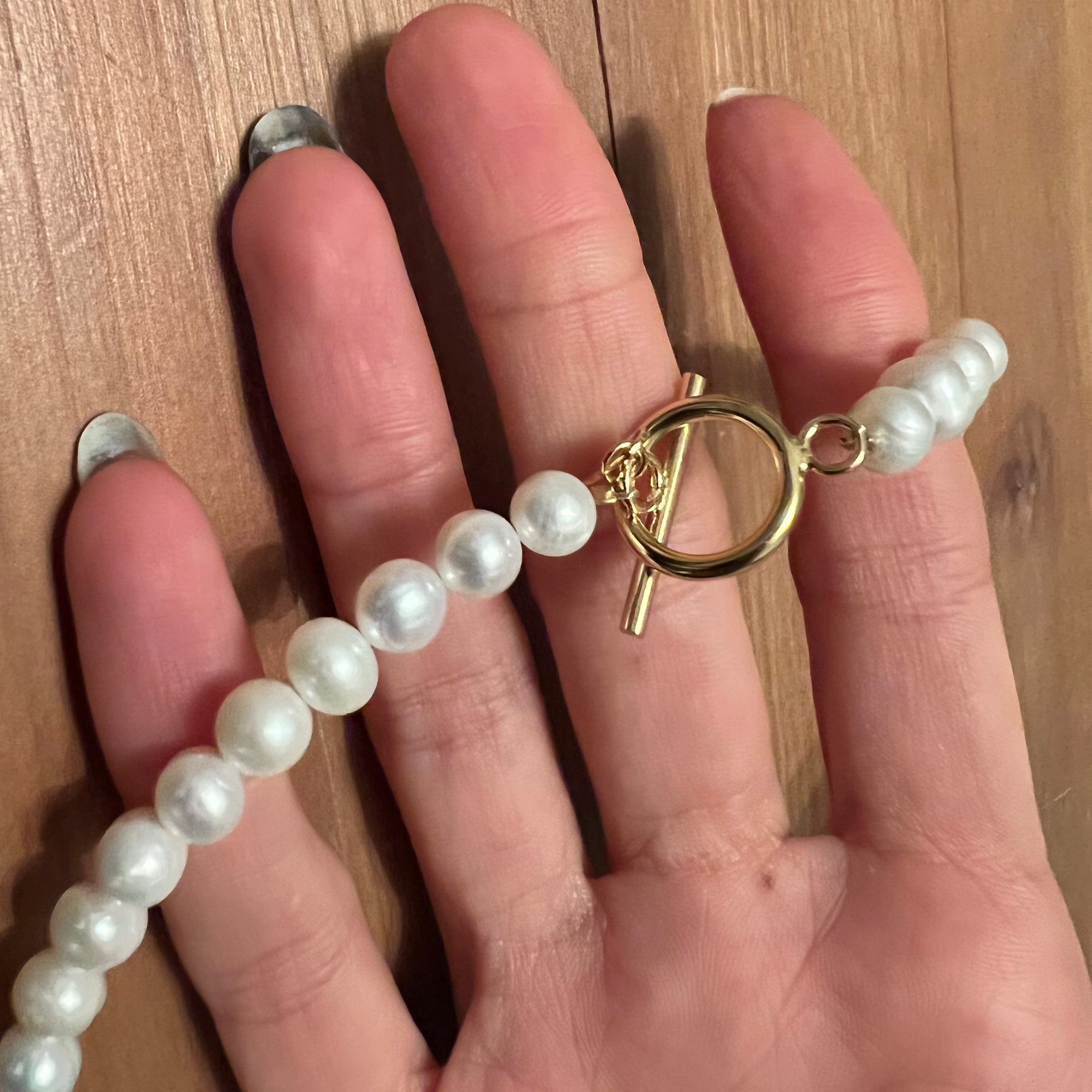 SNOWY PEARL CHAIN