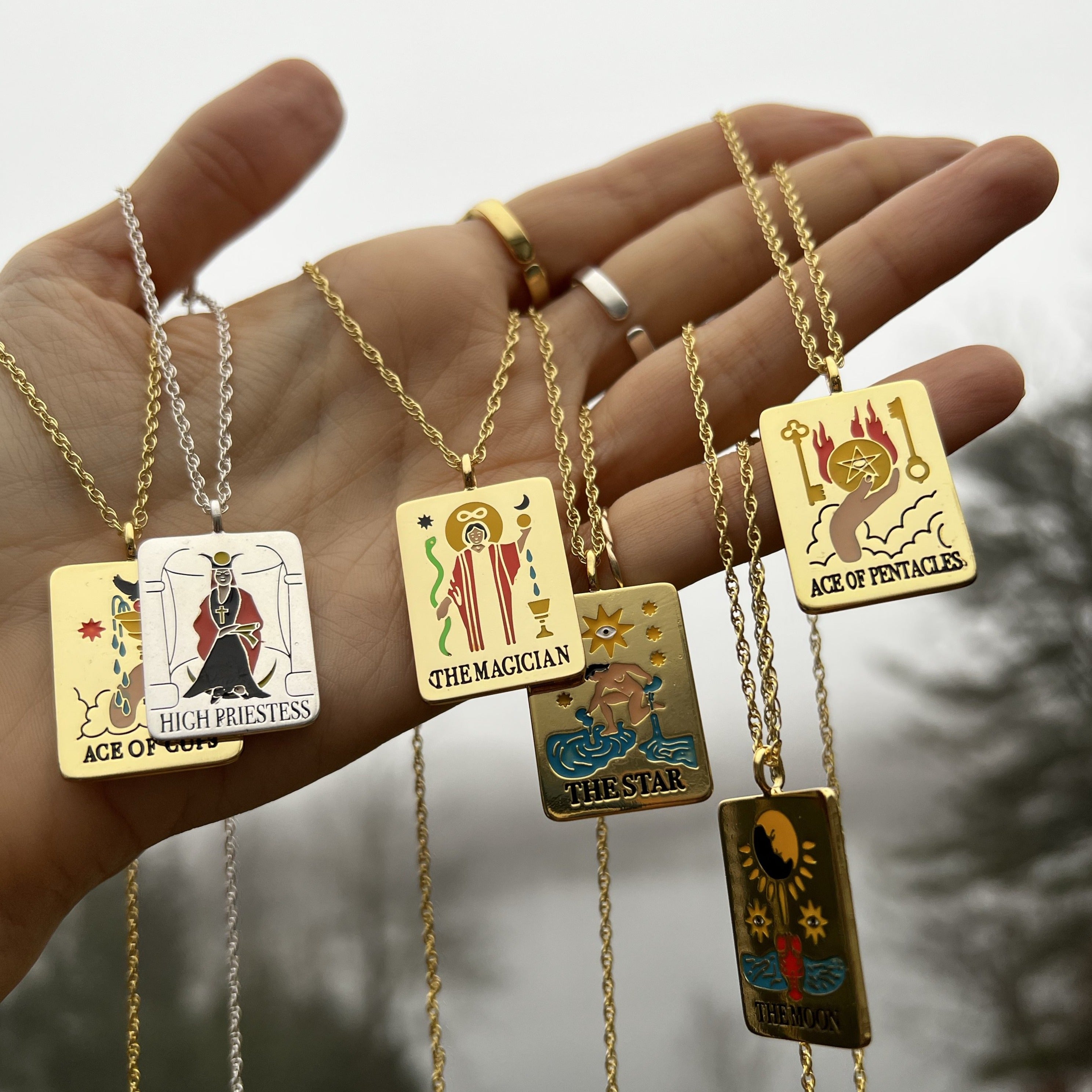 COLORFUL TAROT NECKLACE