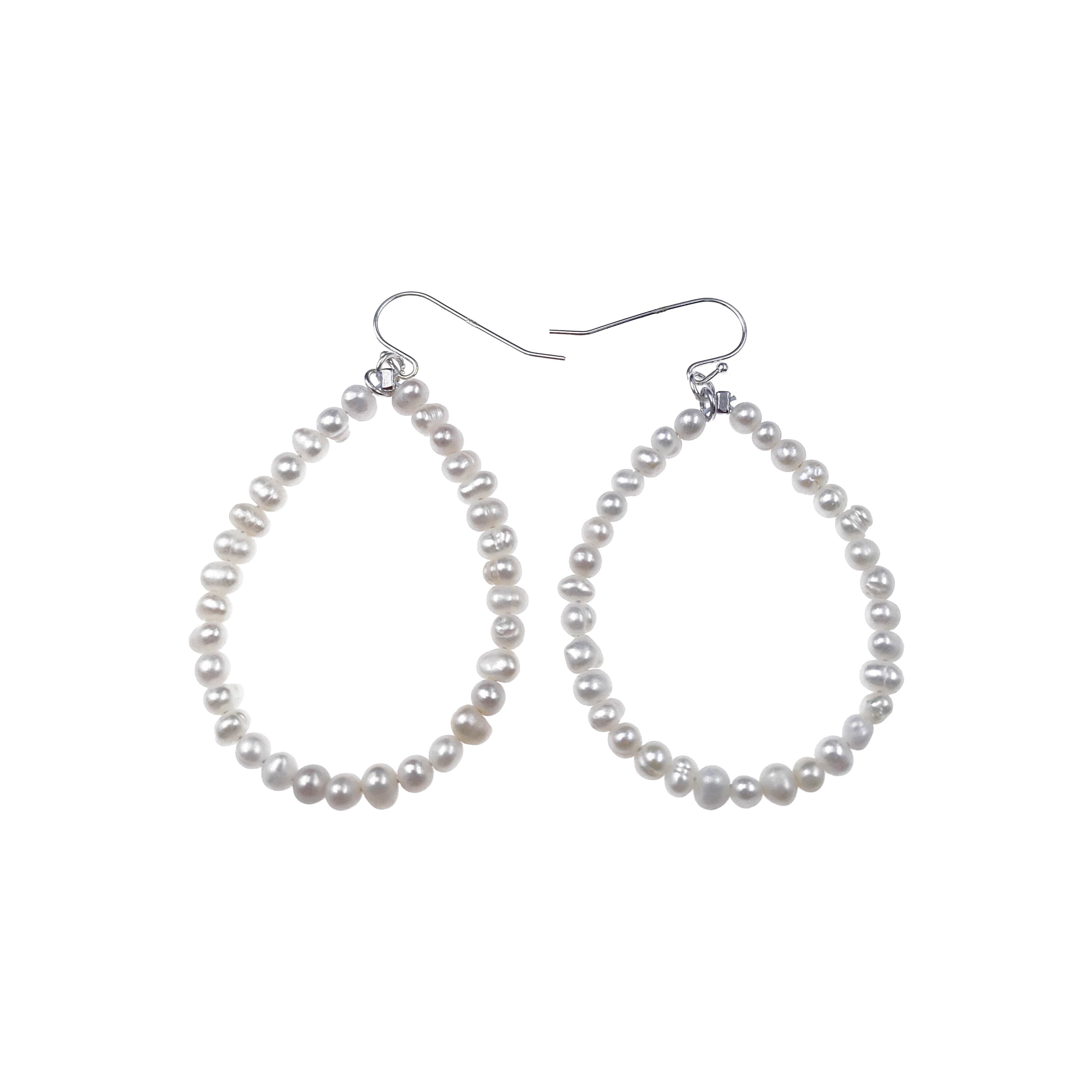 DELICATE BUT STRONG PEARL HOOPS