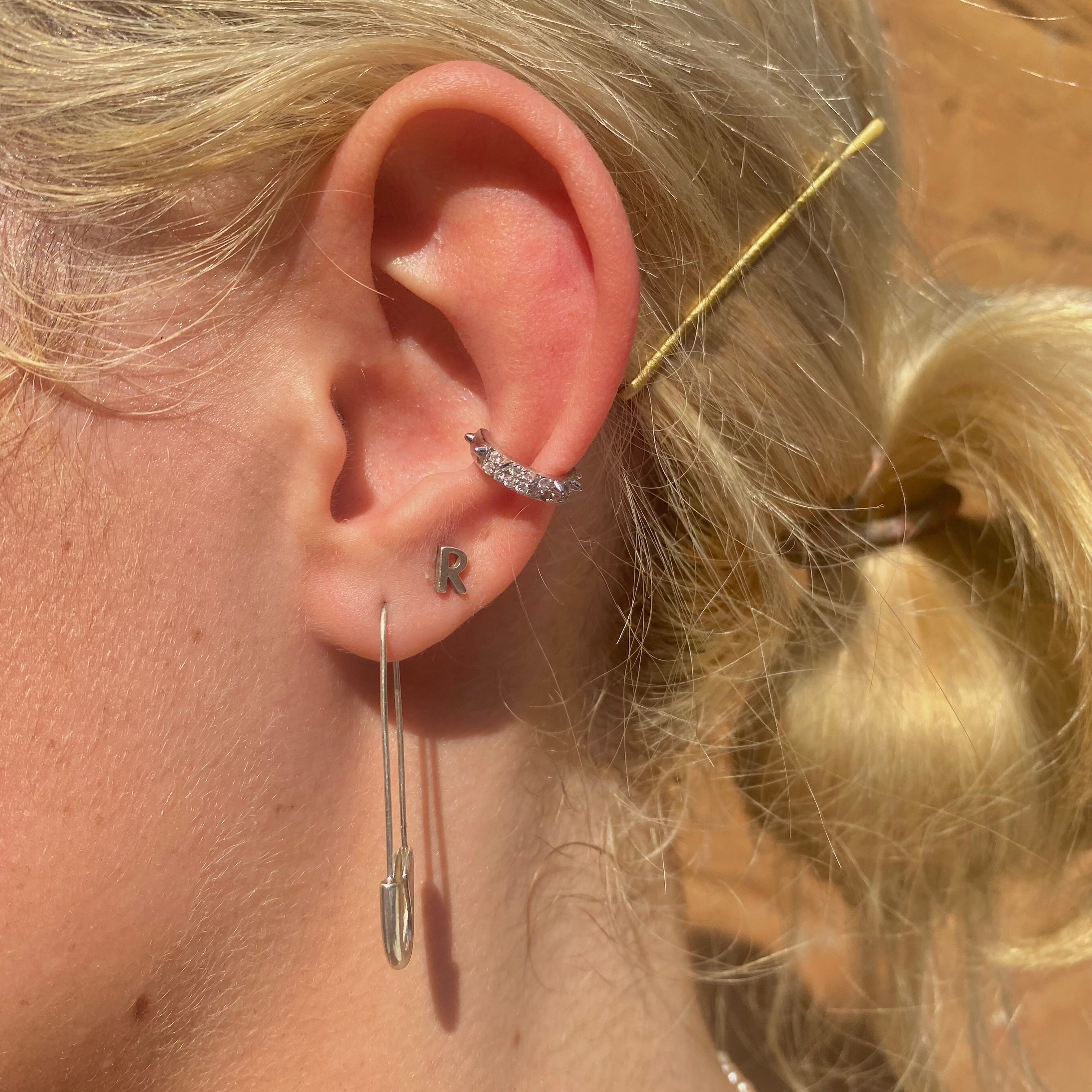 STUD EAR CUFF