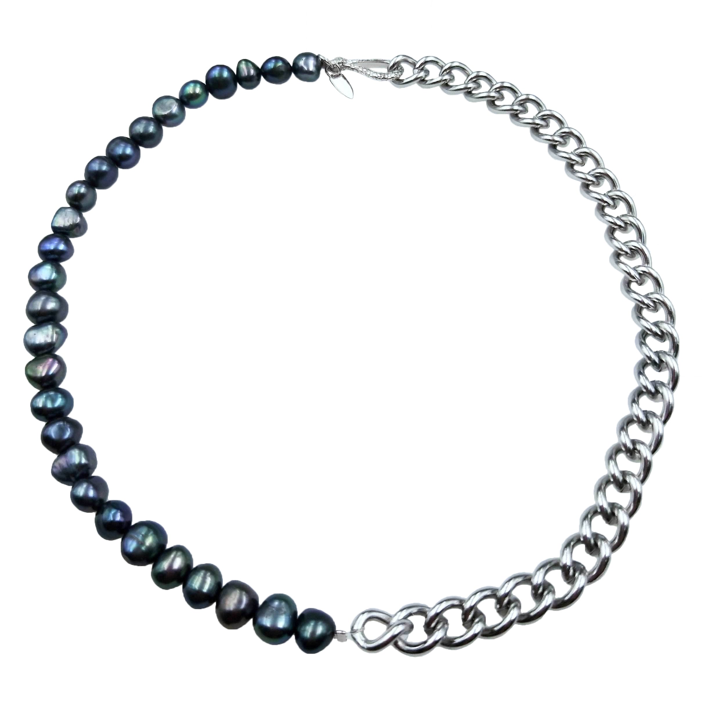 BLACK PEARL CHOKER